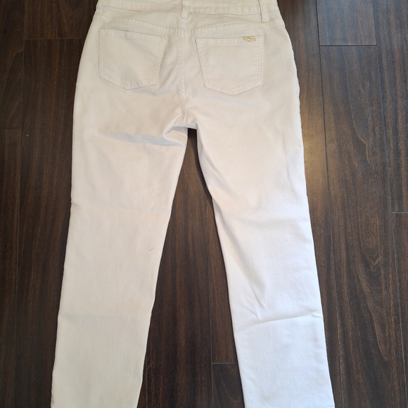 2000s JENNIFER LOPEZ white Denim capris - Picture 4 of 7